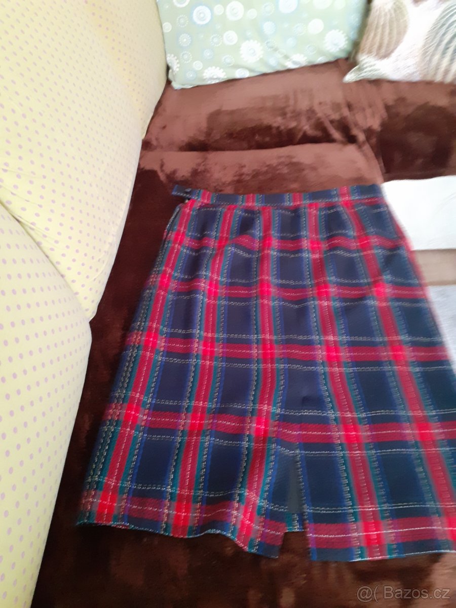 Dámský kostýmek - 2