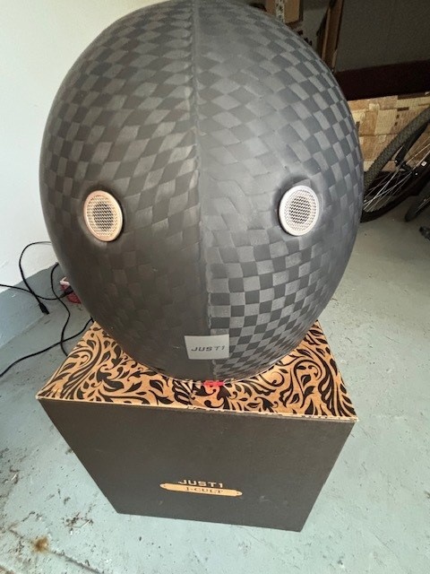 Moto přilba karbon - 2