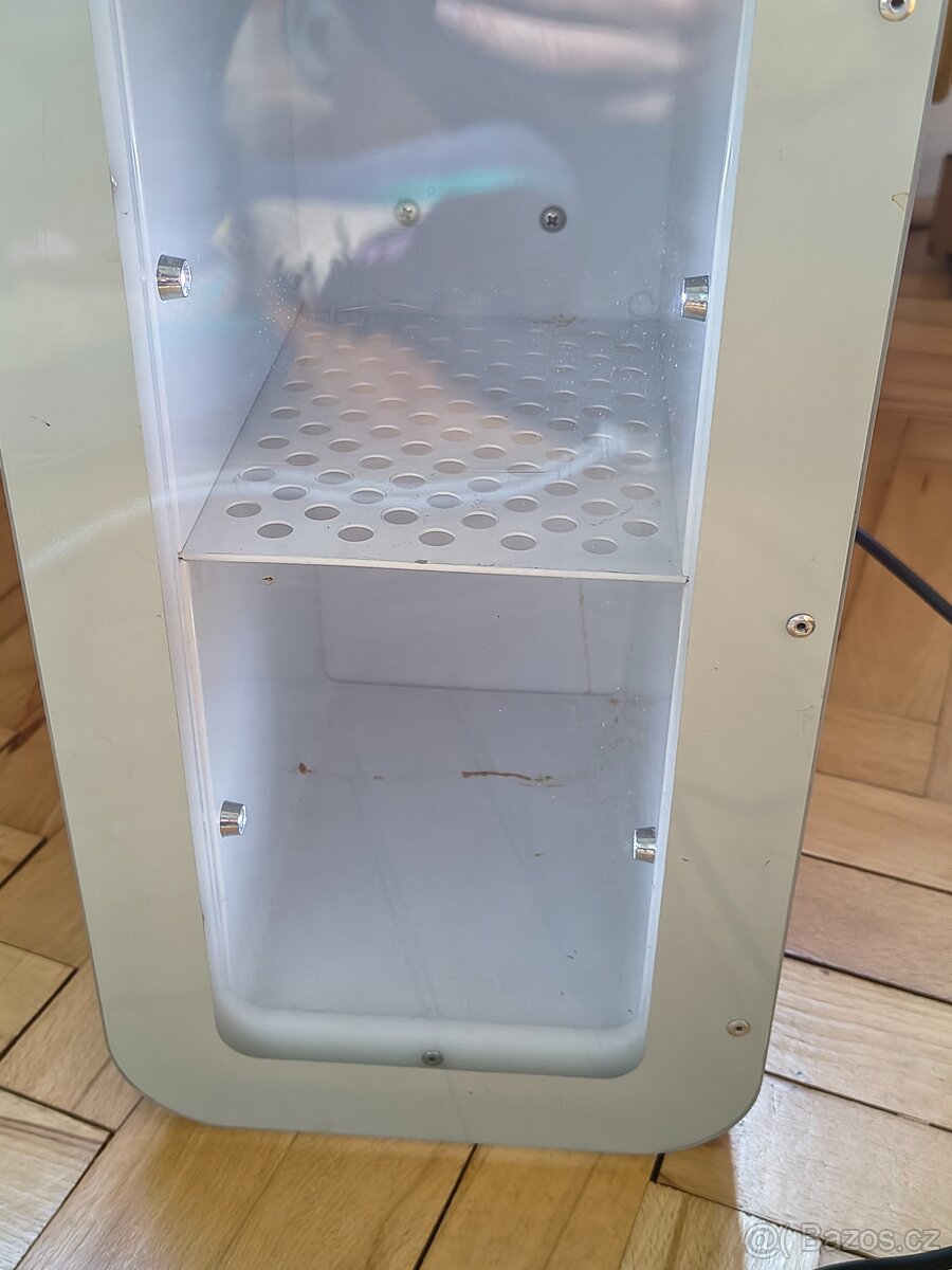 Red Bull lednička - 2