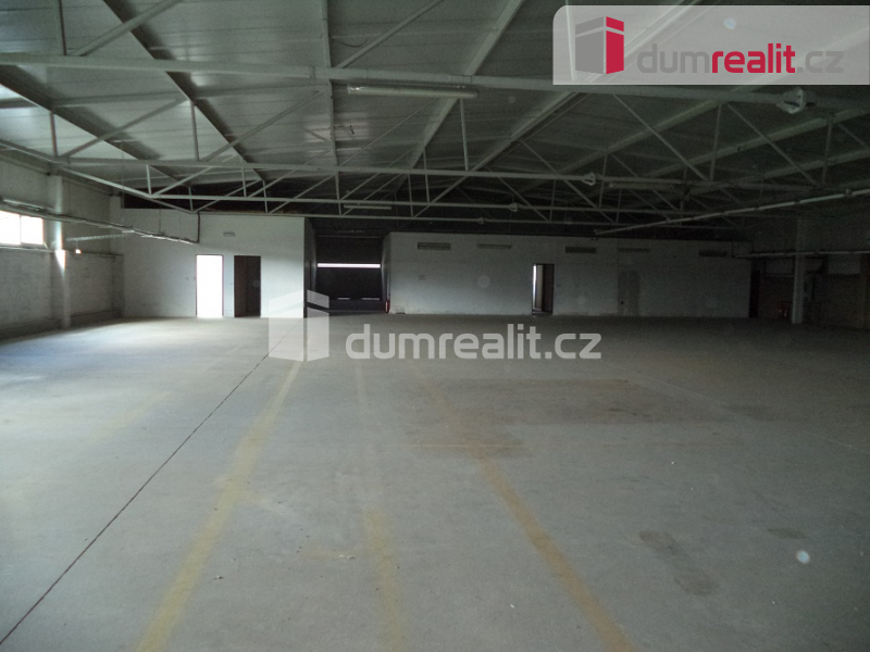 Pronájem haly ke komerčnímu využití o velikosti 940 m2 - 2