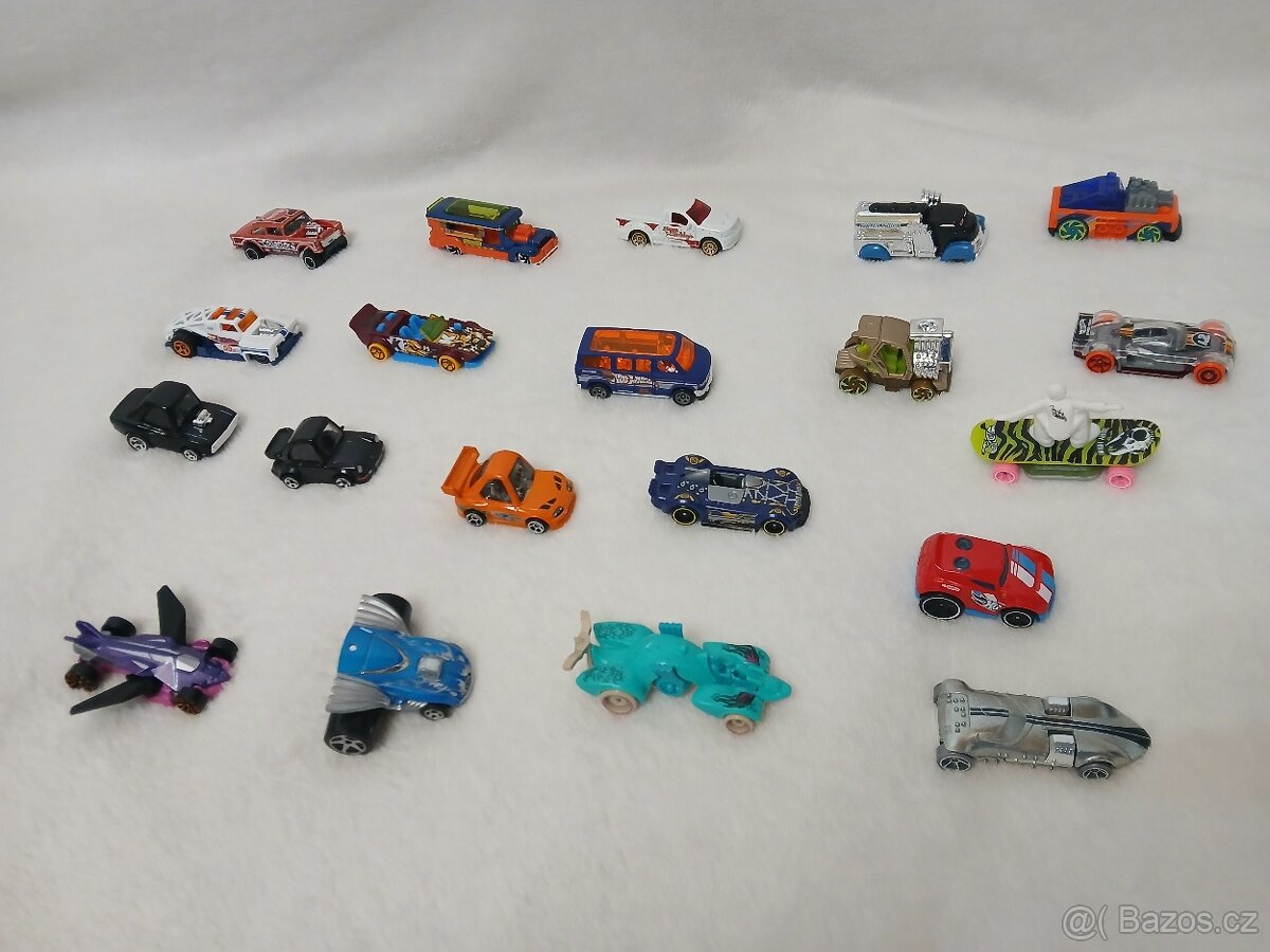 Hot wheels 7 x 20 autíček - rozbalené, nehrané Cena za 20 - 2