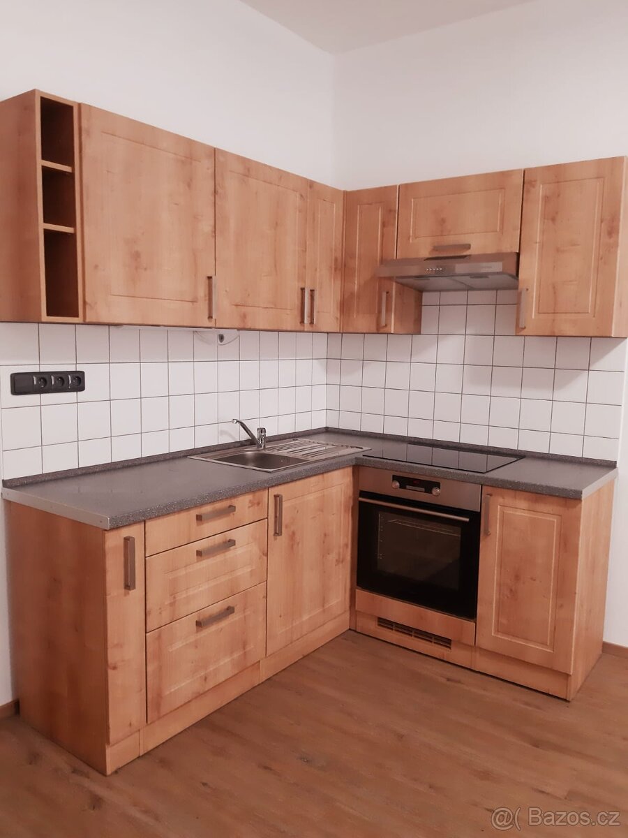 Pronájem bytu 2+kk, Vlašim - 2
