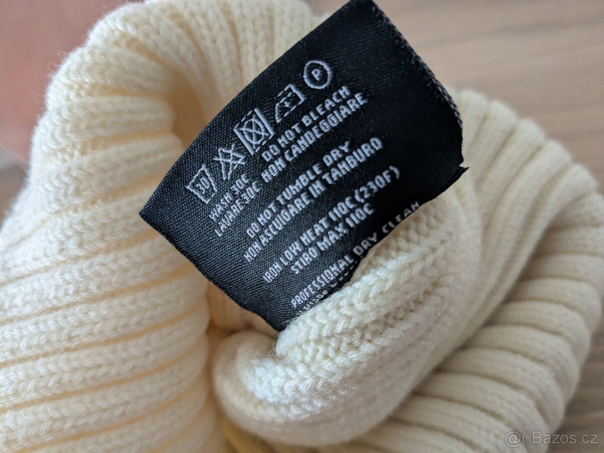 Merino čepice s kožešinovou bambulí - 2