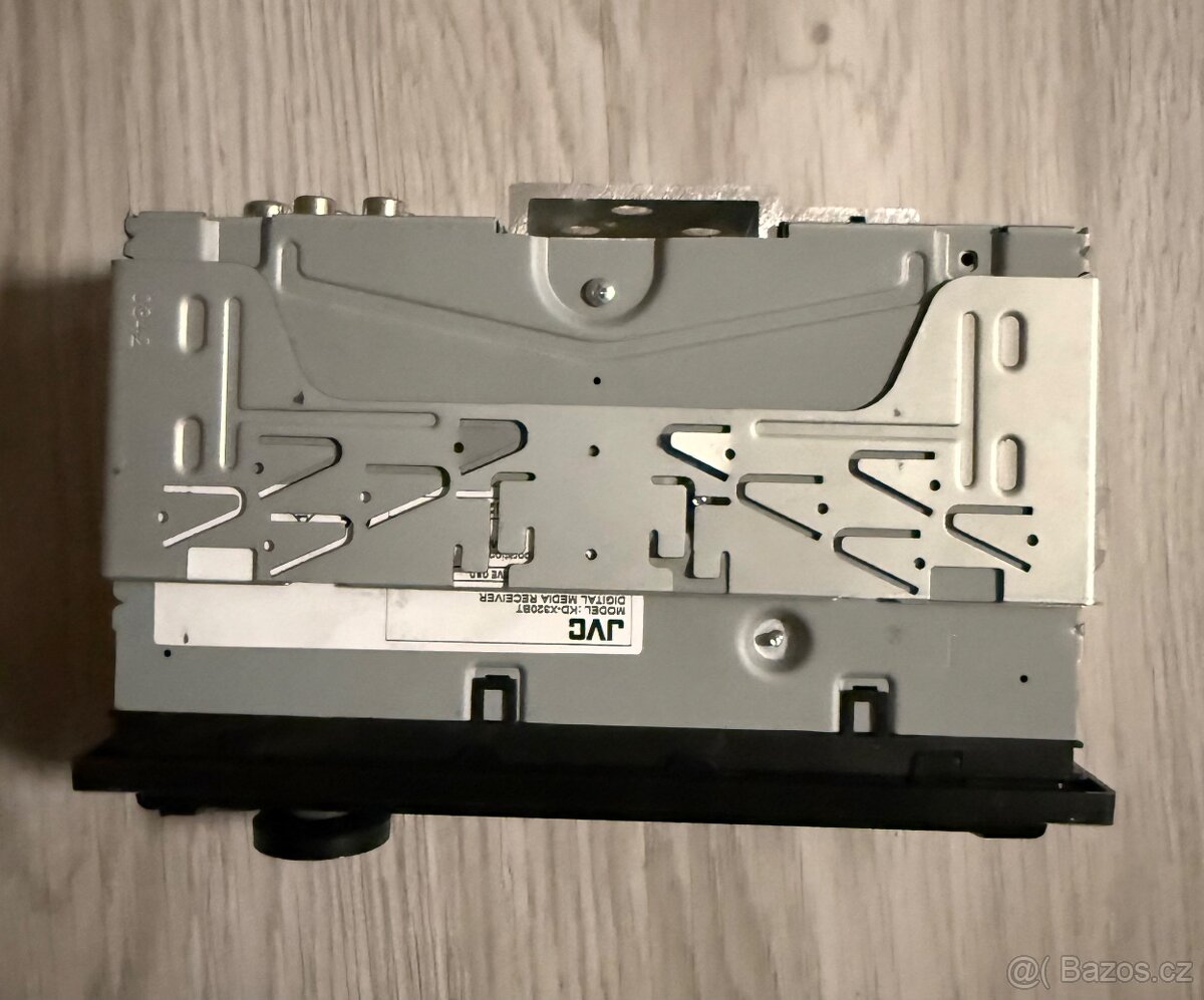 Autorádio JVC KD-X320BT - 2