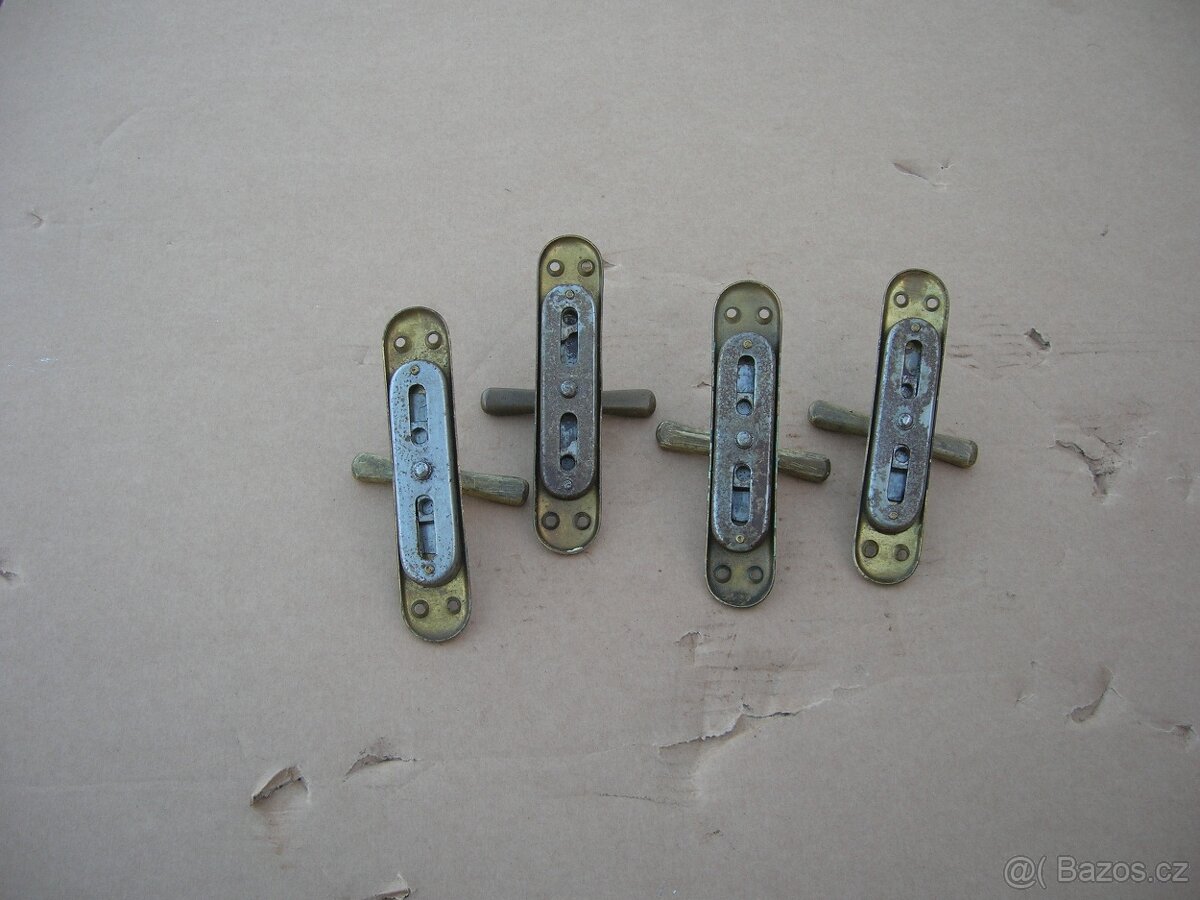 STARÉ KLIČKY NA OKNA-ROZVORY - 2