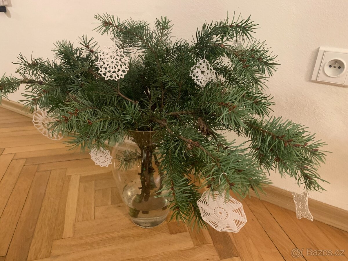 VÁNOČNÍ OZDOBY - ručně háčkované - 2