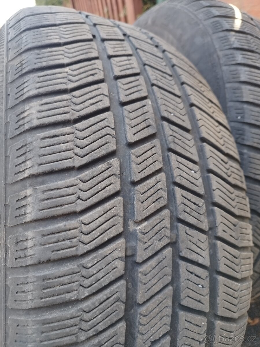 Zimní pneu 255/55/18 - 2