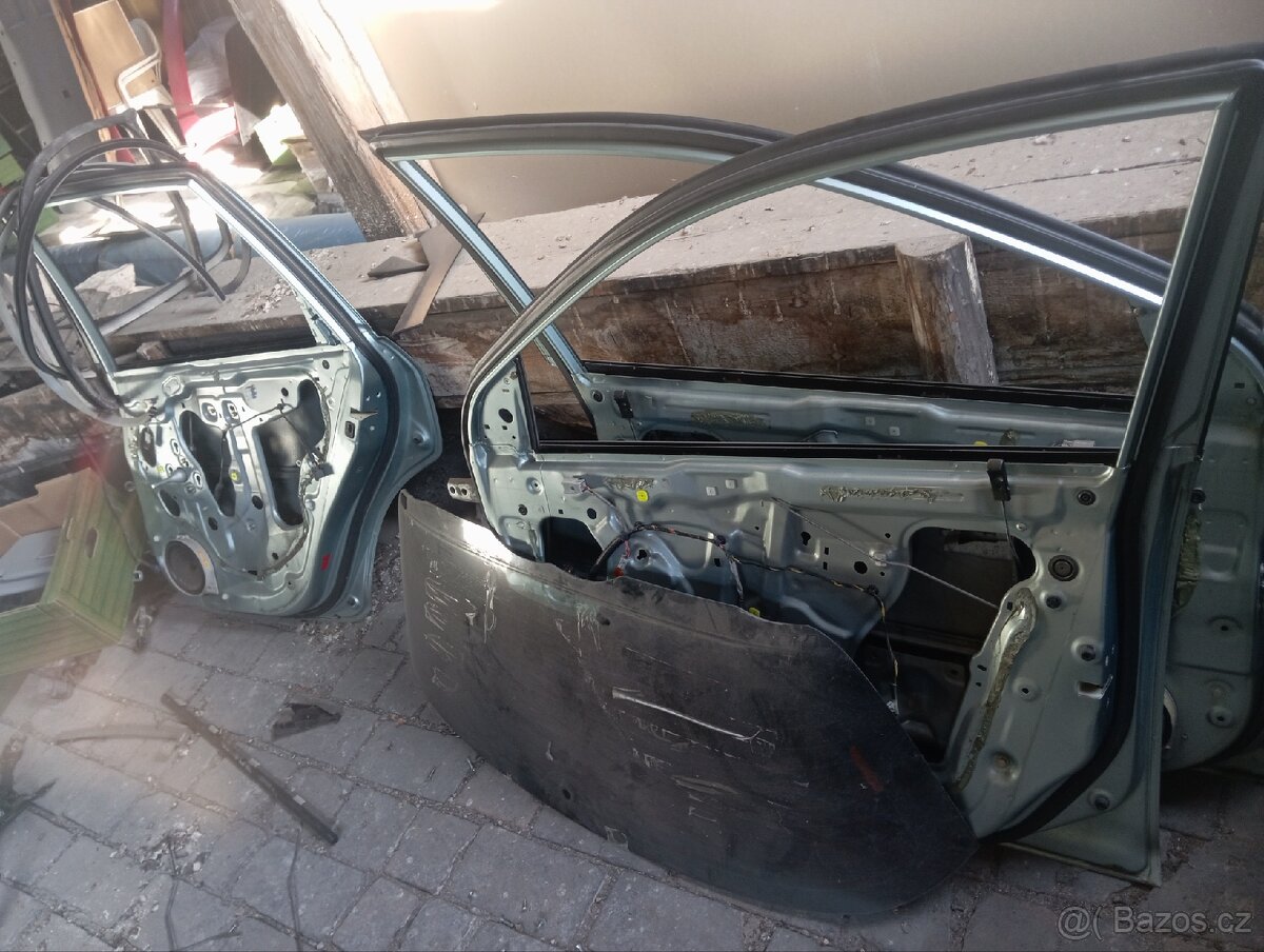 Honda Civic 7g 5D - 2