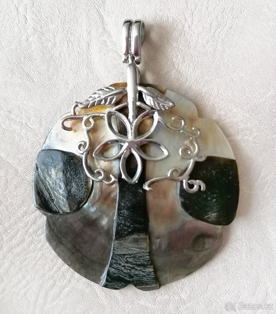 Krásný originální přívěšek - 2