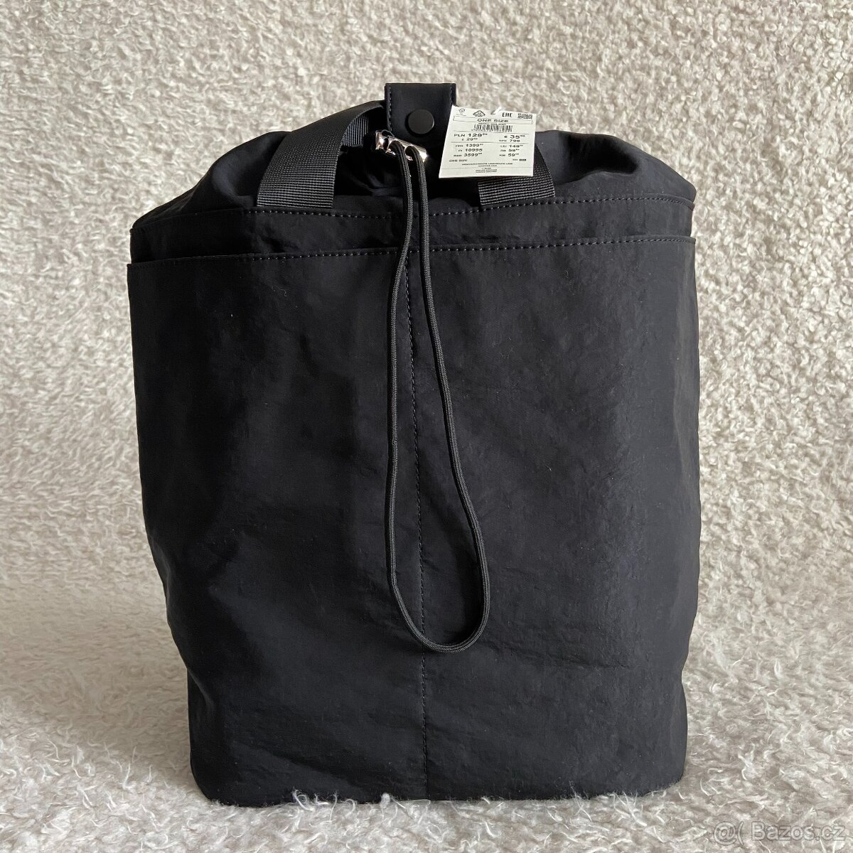 Nový černý batoh Reserved - 2