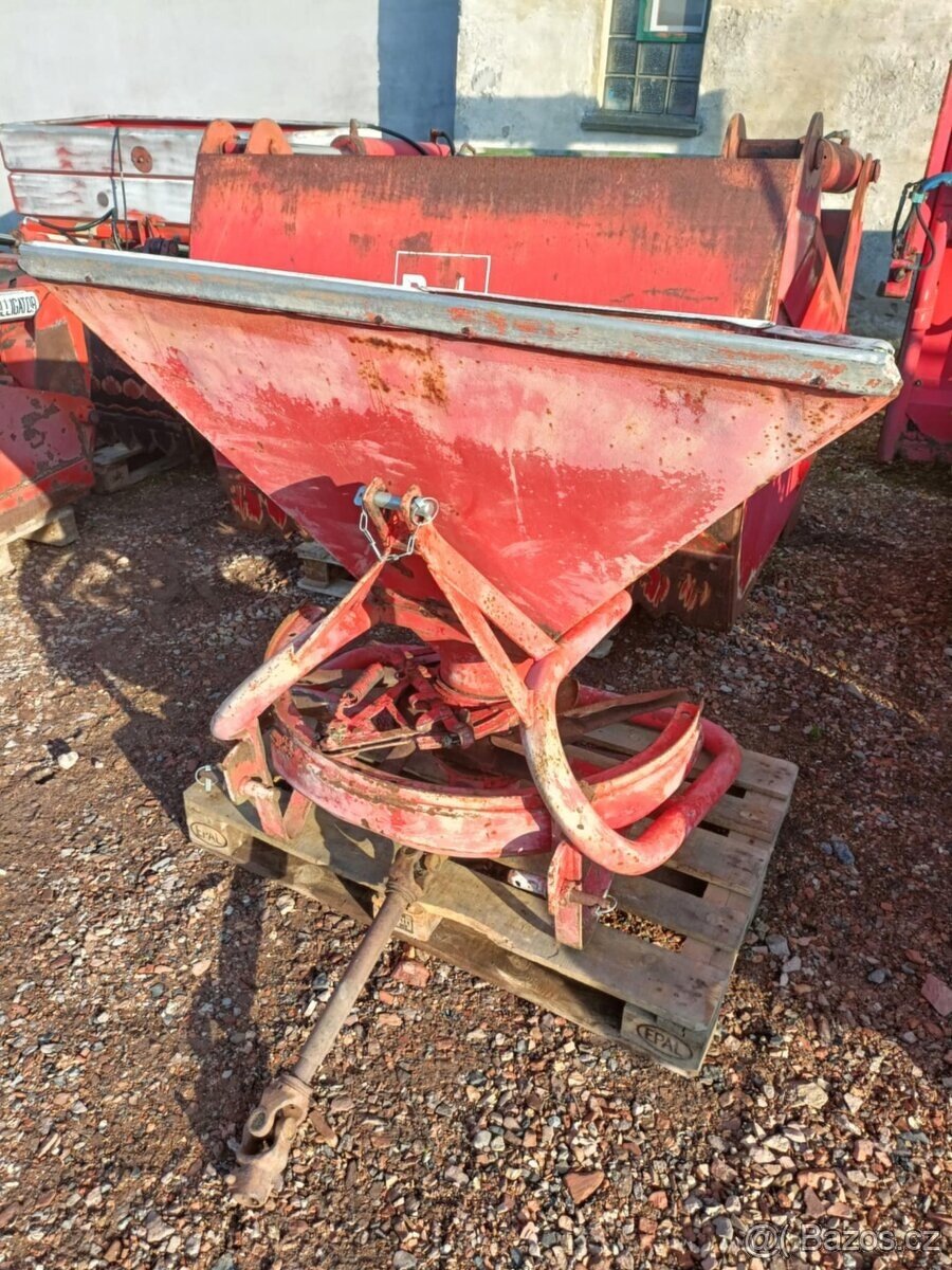 500L Rozmetadlo LELY - 2