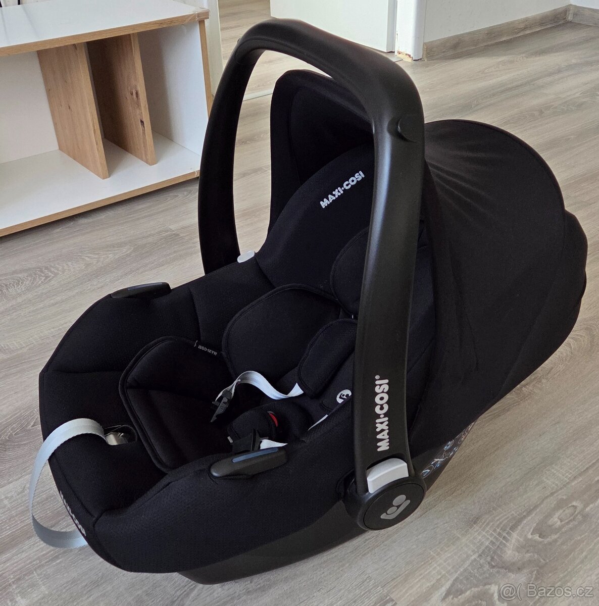 Autosedačka vajíčko Maxi-Cosi Cabriofix i size Essential BLA - 2