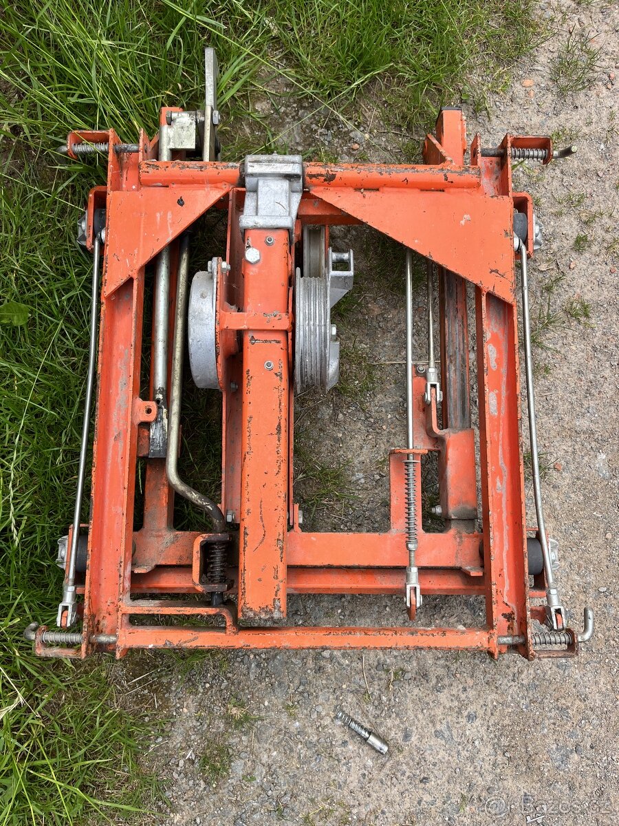 výklopné sáně GEDA - 2