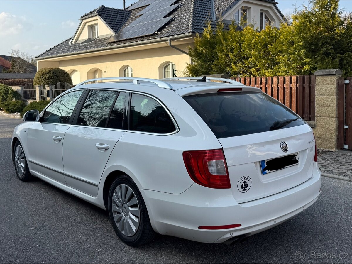 Škoda Superb R.V 2012 2.0 TDi combi - 2