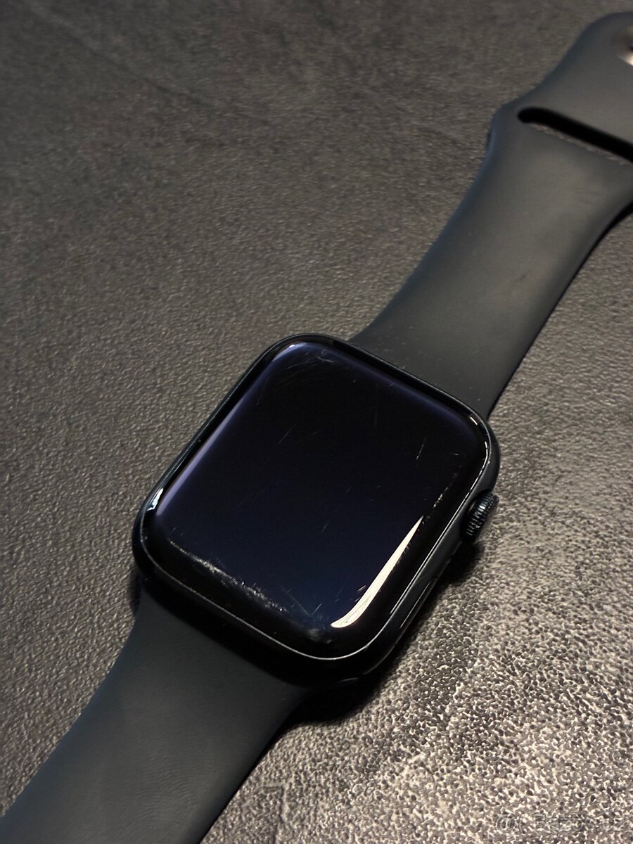 Apple watch series 8 45mm - 2