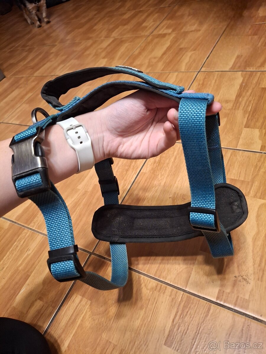 Postroj s poutkem, velikost M - 2