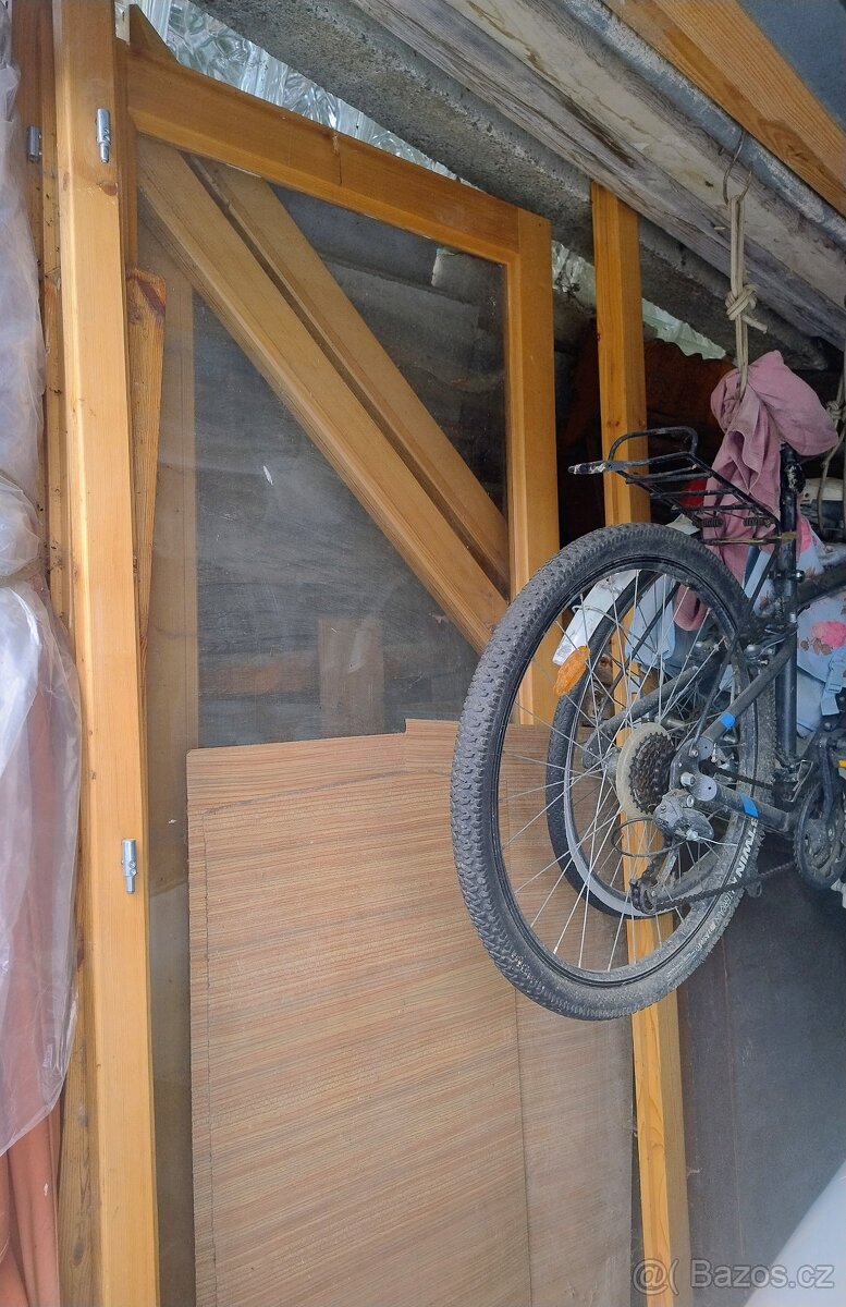 Dřevěné balkonové dveře - 2