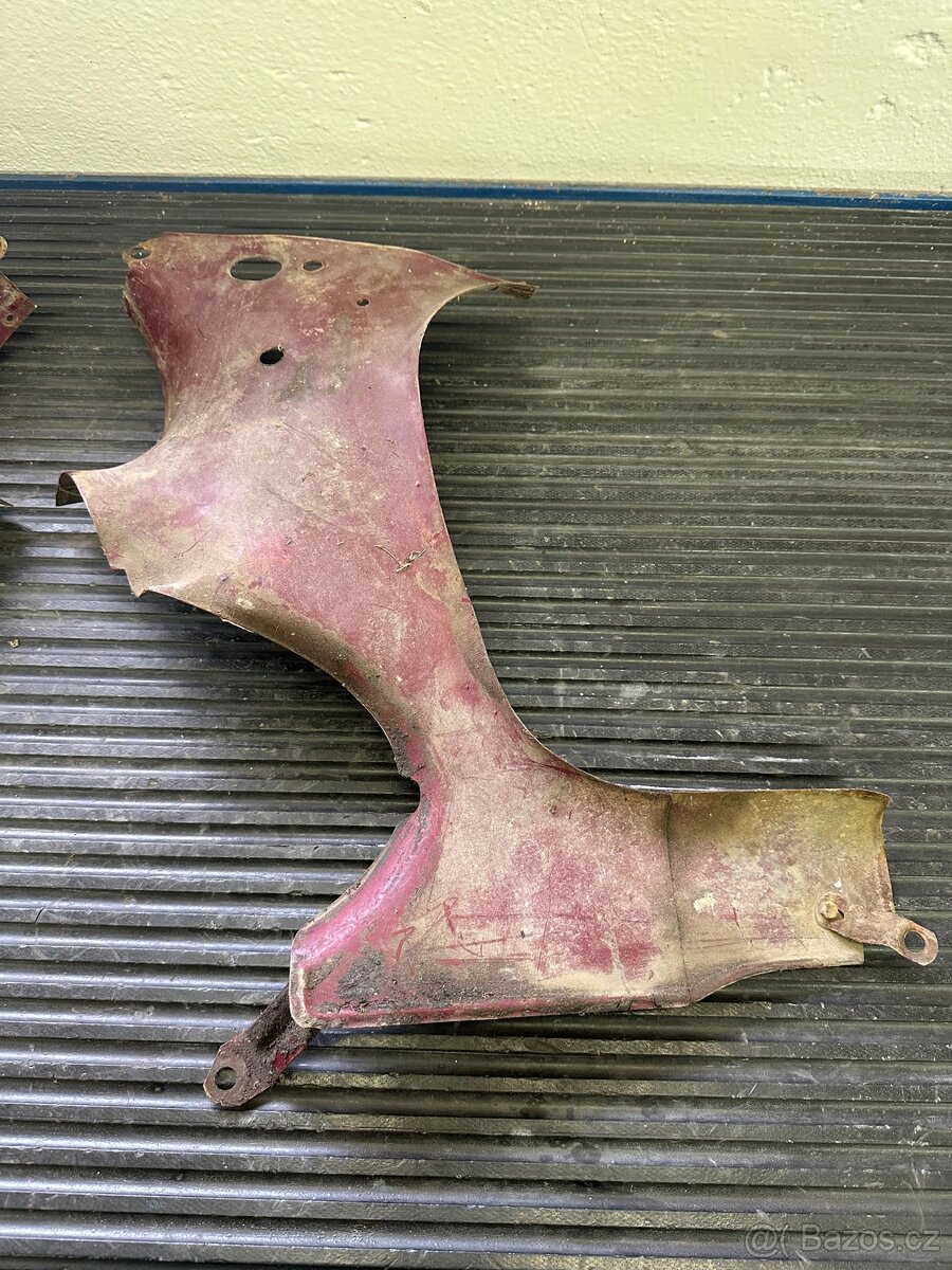 Kryt motoru Jawa sport - 2