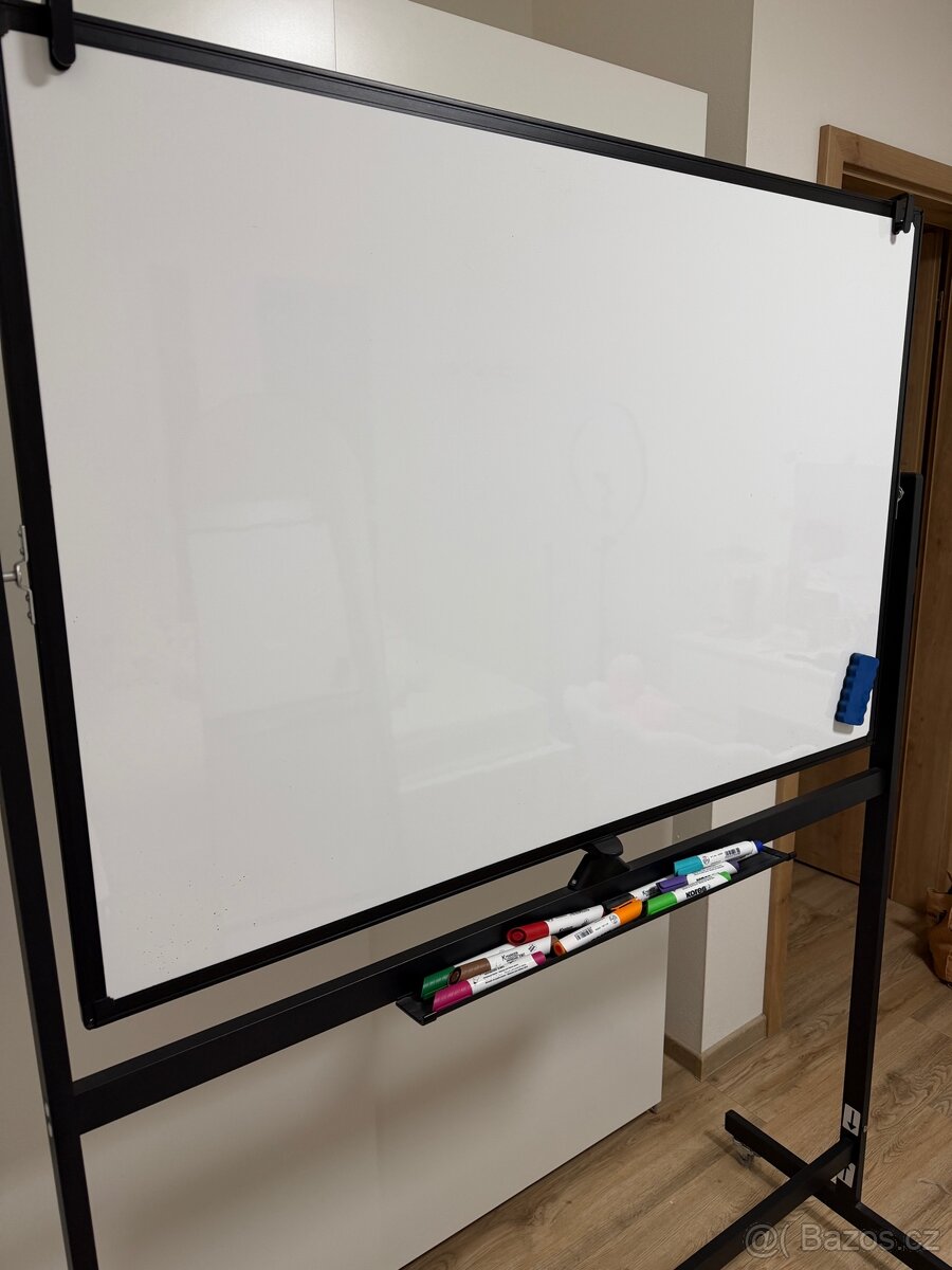 Bílá popisovací magnetická překlápěcí tabule - 2