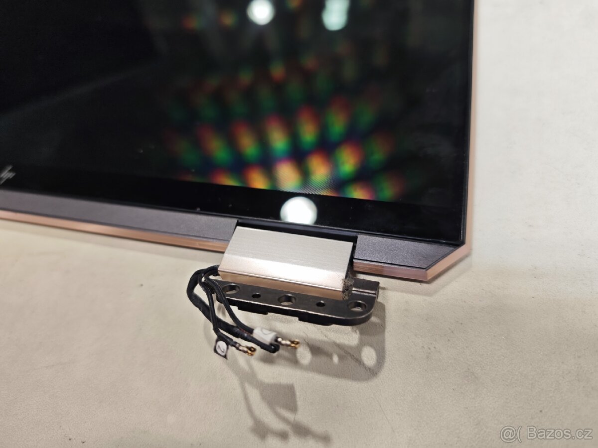 HP Spectre x360 13-aw011 - 2