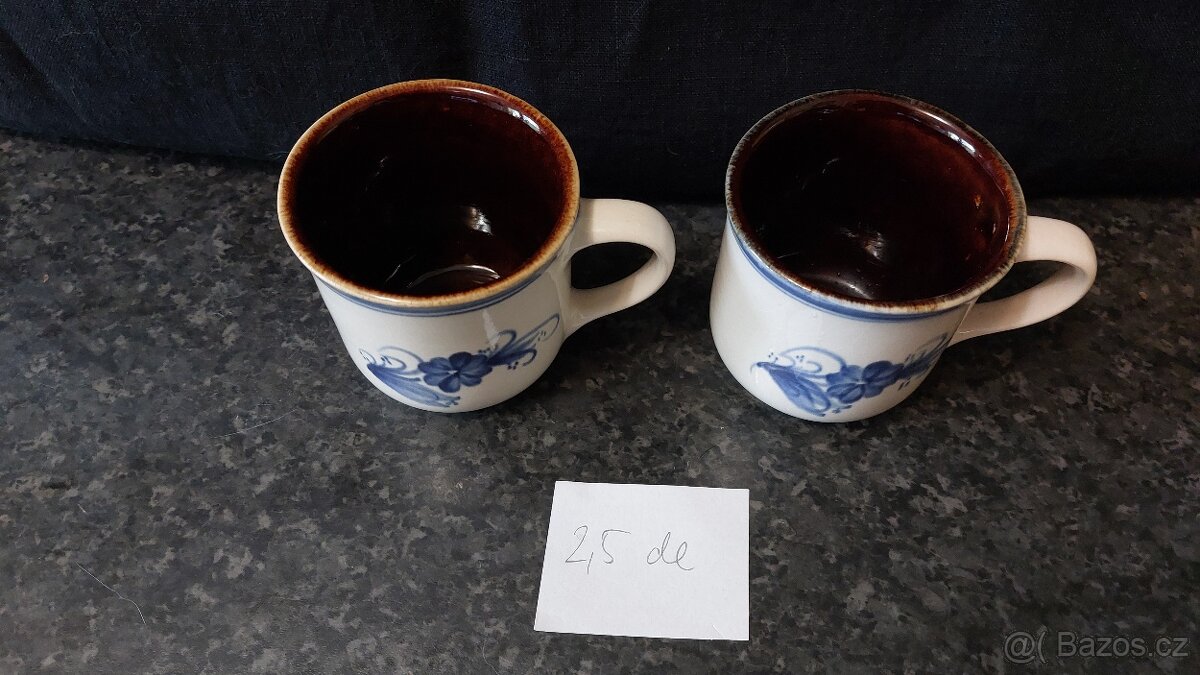 bílo modré keramické hrnky - 2