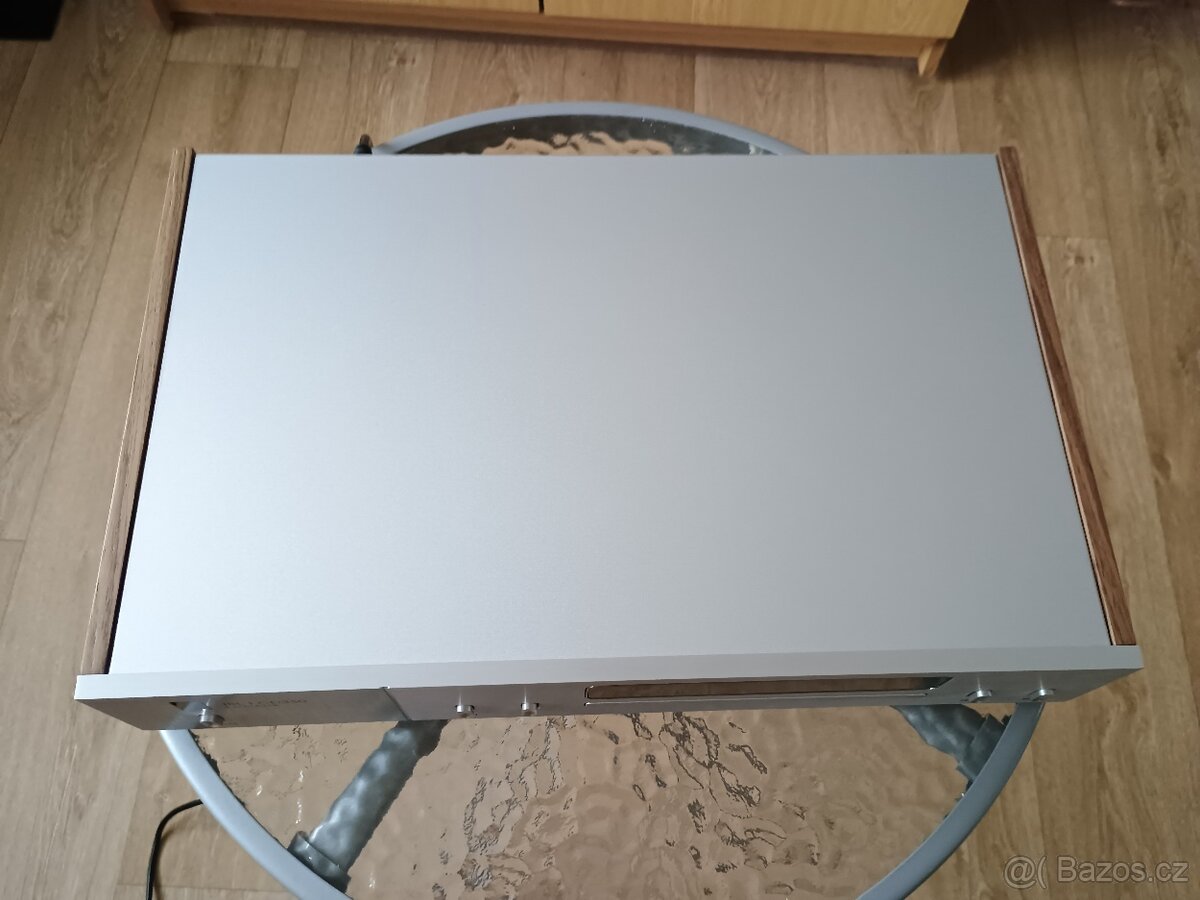 Hi-fi CD přehrávač JBL CD 350 - 2