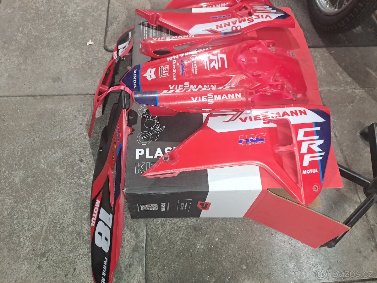 Plasty Honda CRF - 2