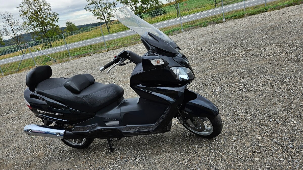 Suzuki Burgman 650 Executive ,top stav - 2