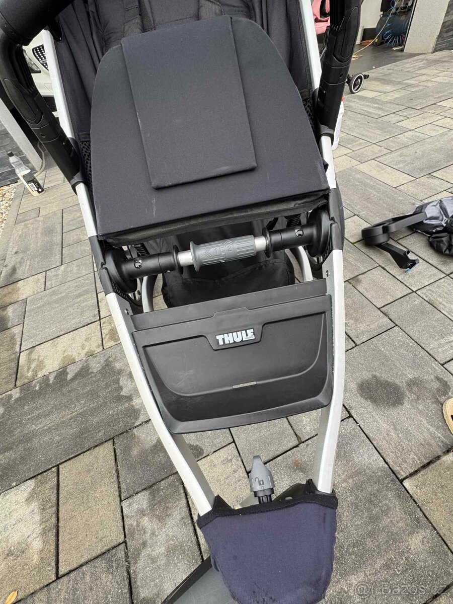 Thule Urban Glide 2 - KRASNÝ STAV - 2