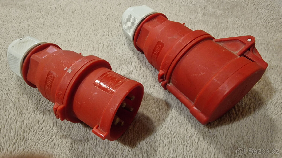 Třífázová zásuvka a zástrčka pětikolík 32 A - 2