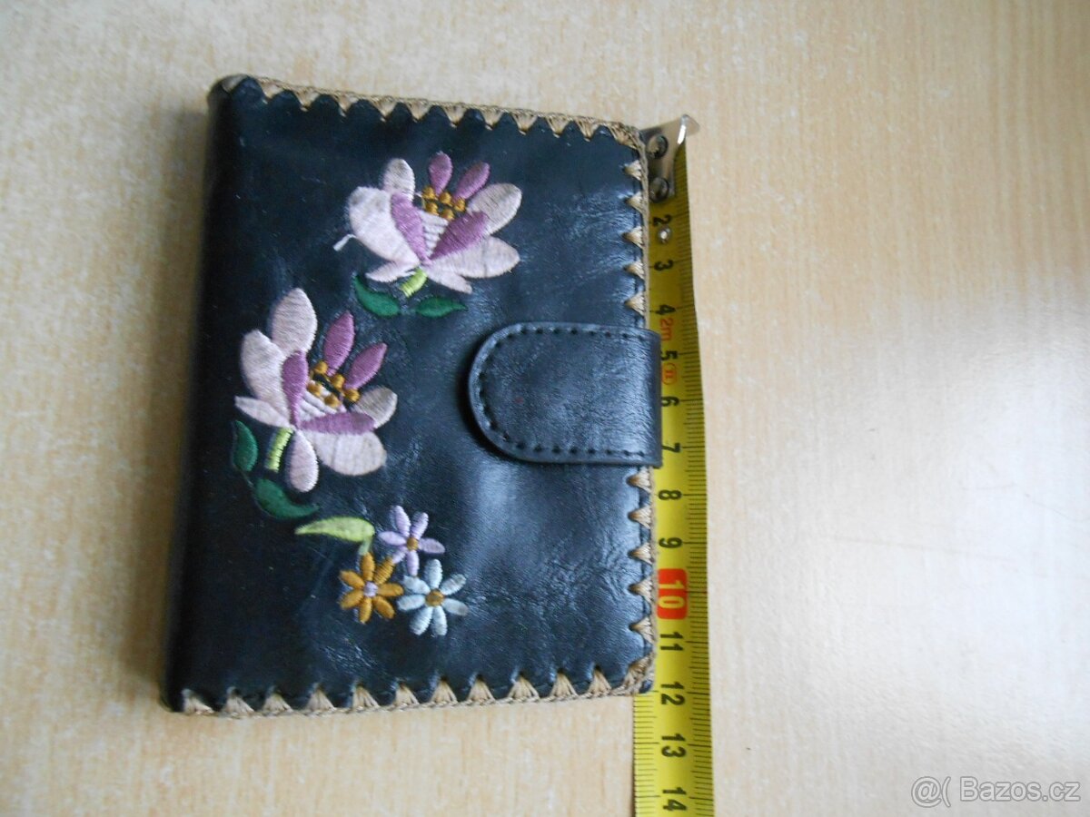 RETRO vyšívaná peněženka - zachovalá - 2