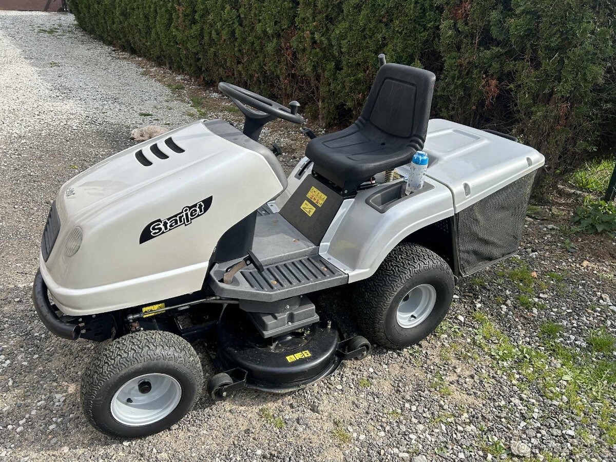 Zahradní traktůrek StarJet – motor Honda GCV530 - 2