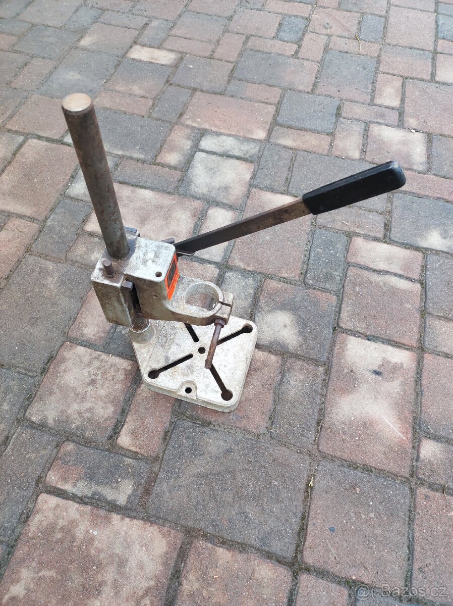 Stojan na vrtačku - 2