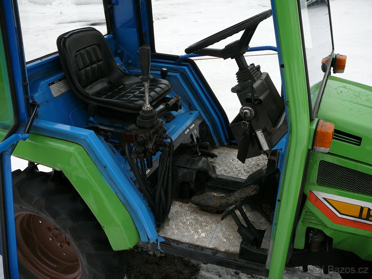 malotraktor Iseki 3015 AHL 4x4 - 2