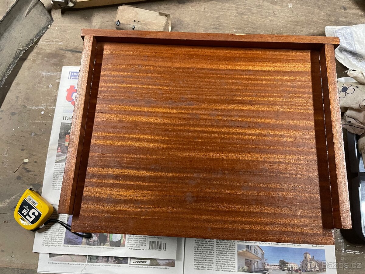 Dřevěná polička - 2