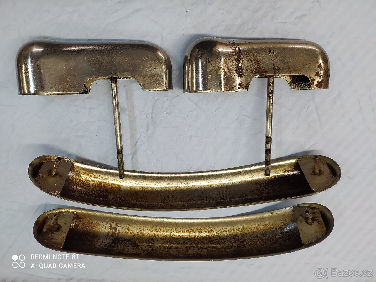 Škoda 1200 přední nárazník - 2