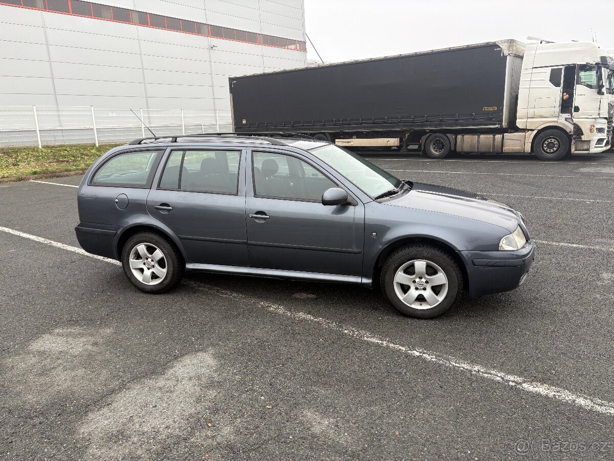 Škoda Octavia combi 2010 - 2