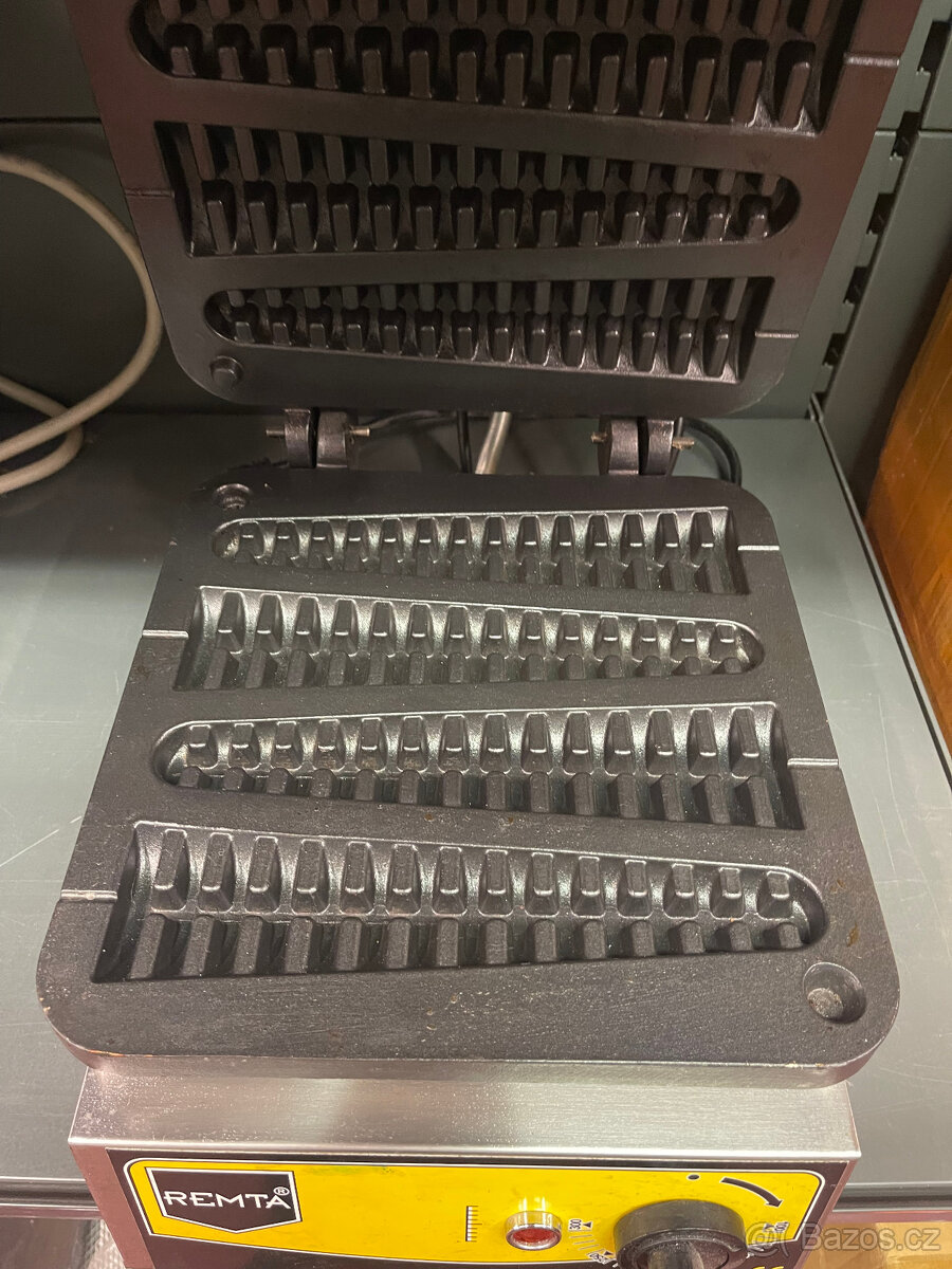 Vaflovač Remta - 2