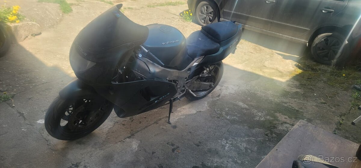 Kawasaki zx9r Ninja - 2