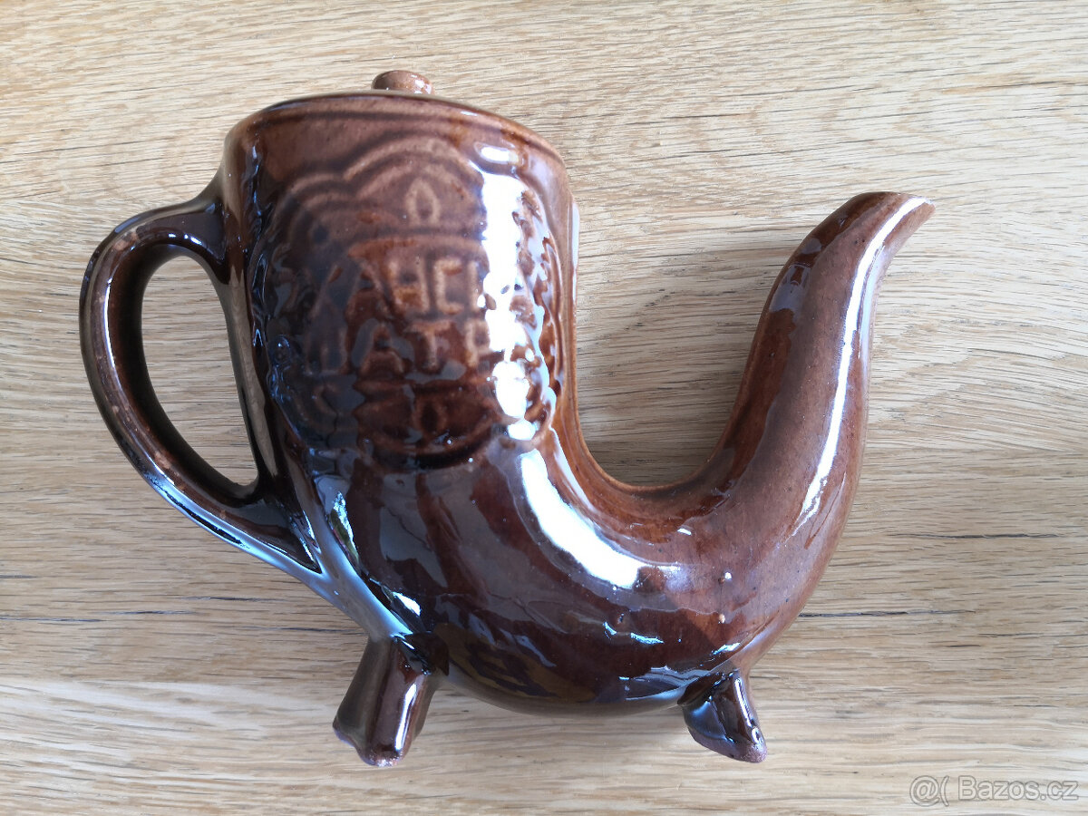 Karafa a 6 panáků - bulharská keramika - 2