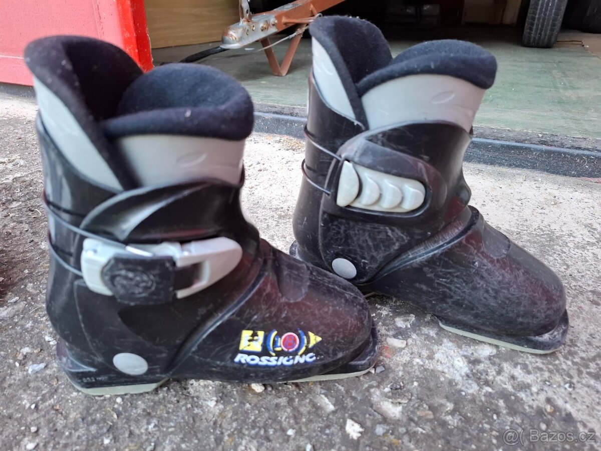 Prodám dětské lyžáky(přeskáče) Rossignol vel.18,5 - 2