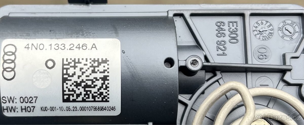 4N0.133.246.A el. motor výfukové klapky (nové) - 2