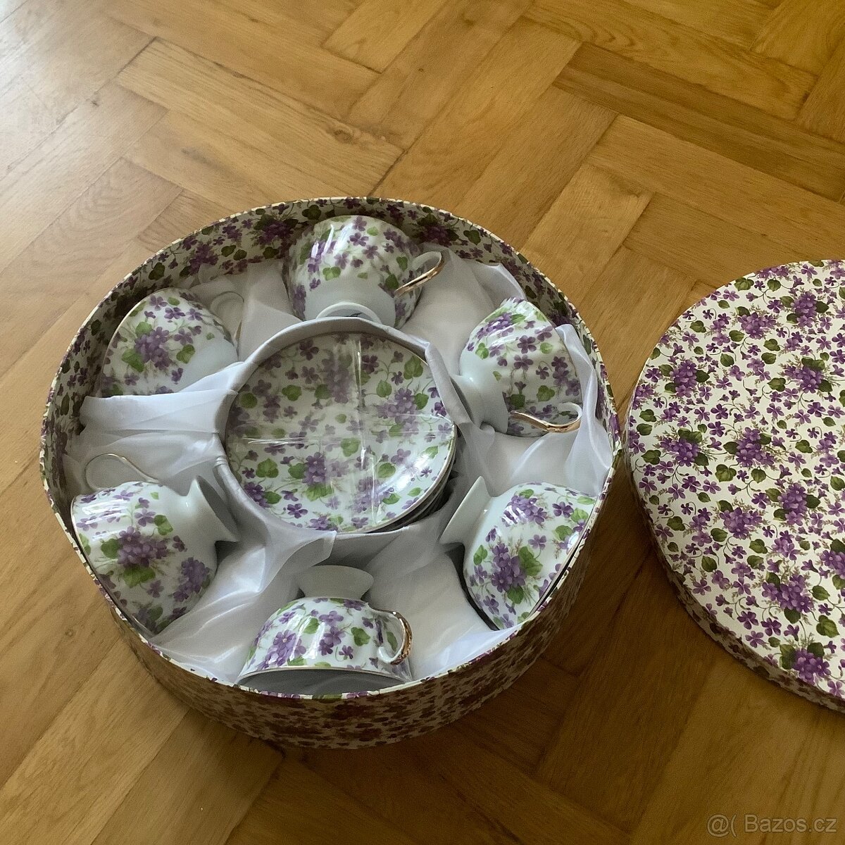 Porcelánová sada JT limited edition fialky – dárkový box - 2