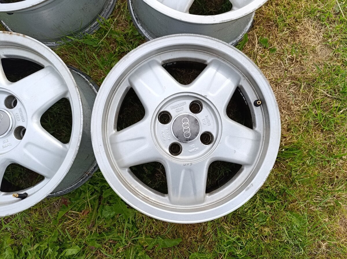 Prodám sadu ALU disků R15 z Audi 80 - 2