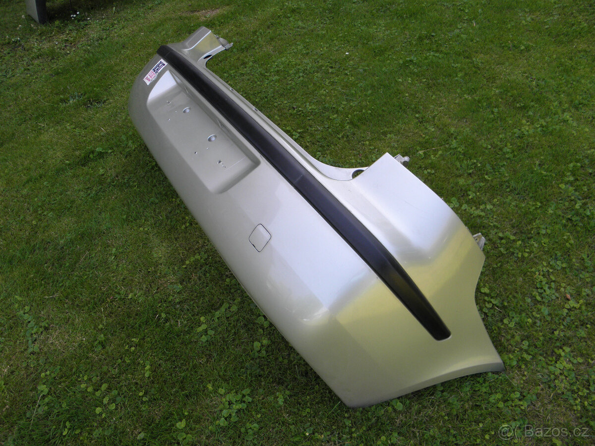 Renault Laguna II - hatchback - zadní nárazník - 2