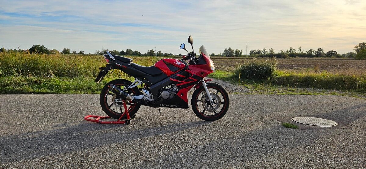 Honda CBR 125R - 2