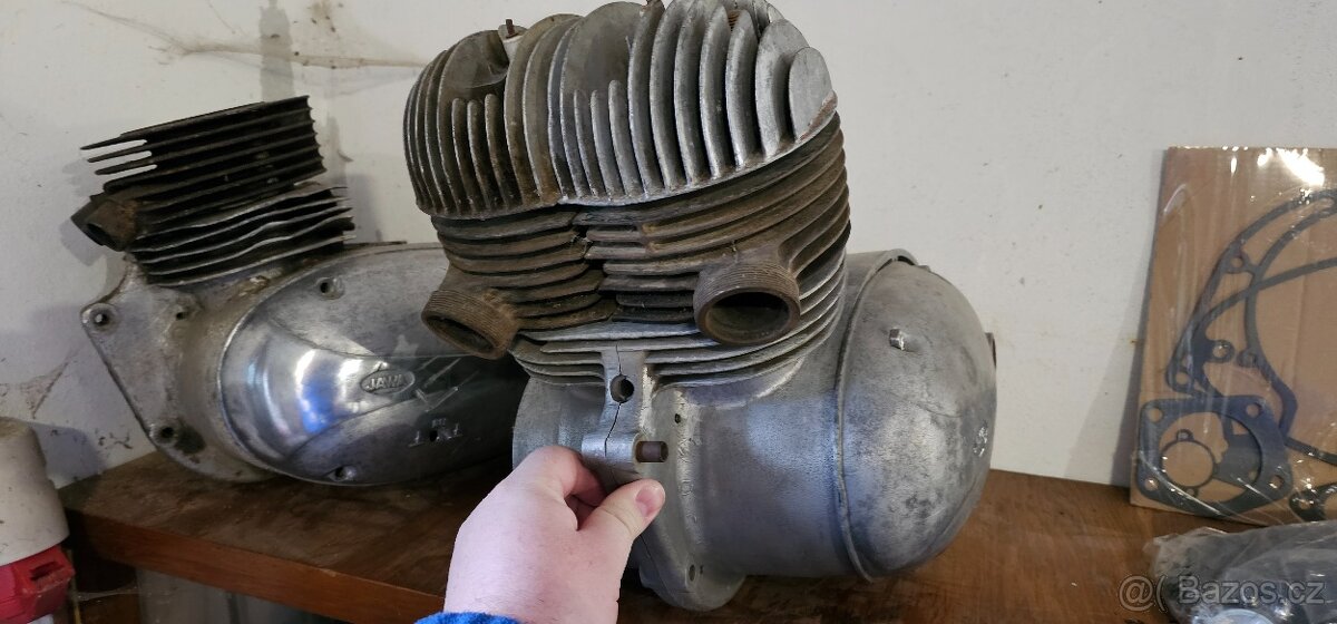 Motor jawa 350/354 - 2