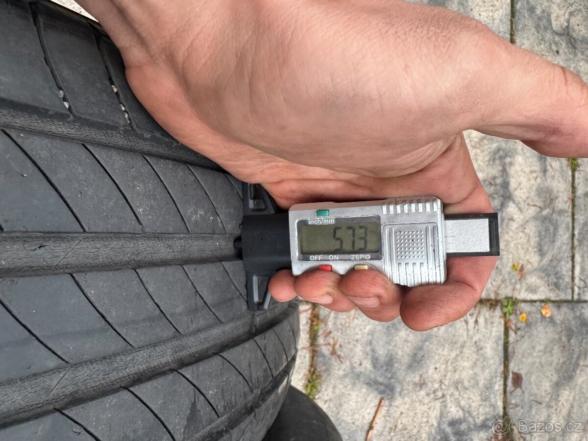 Dvě letní pneu 205/55/16 Michelin.. - 2