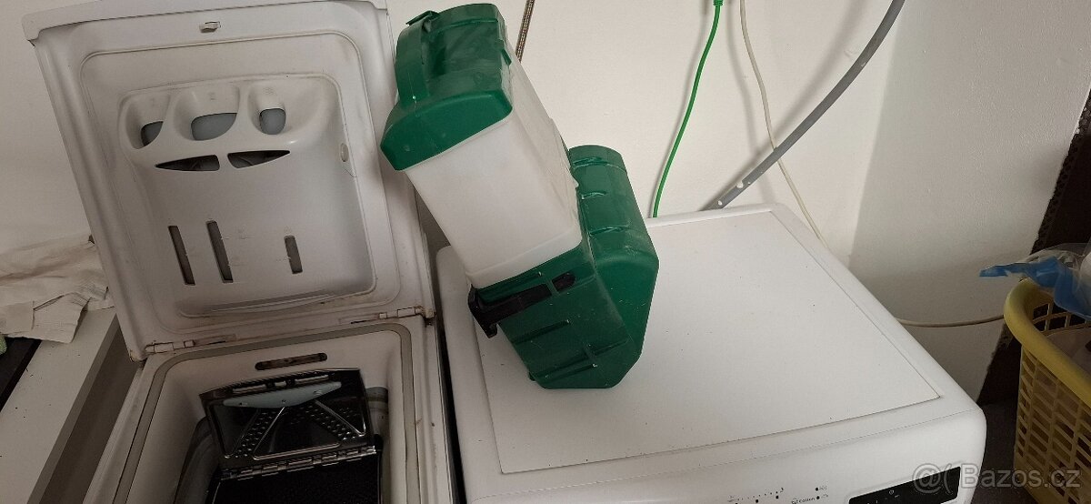 Krmítko Clever Wise-10 pro slepice - 2