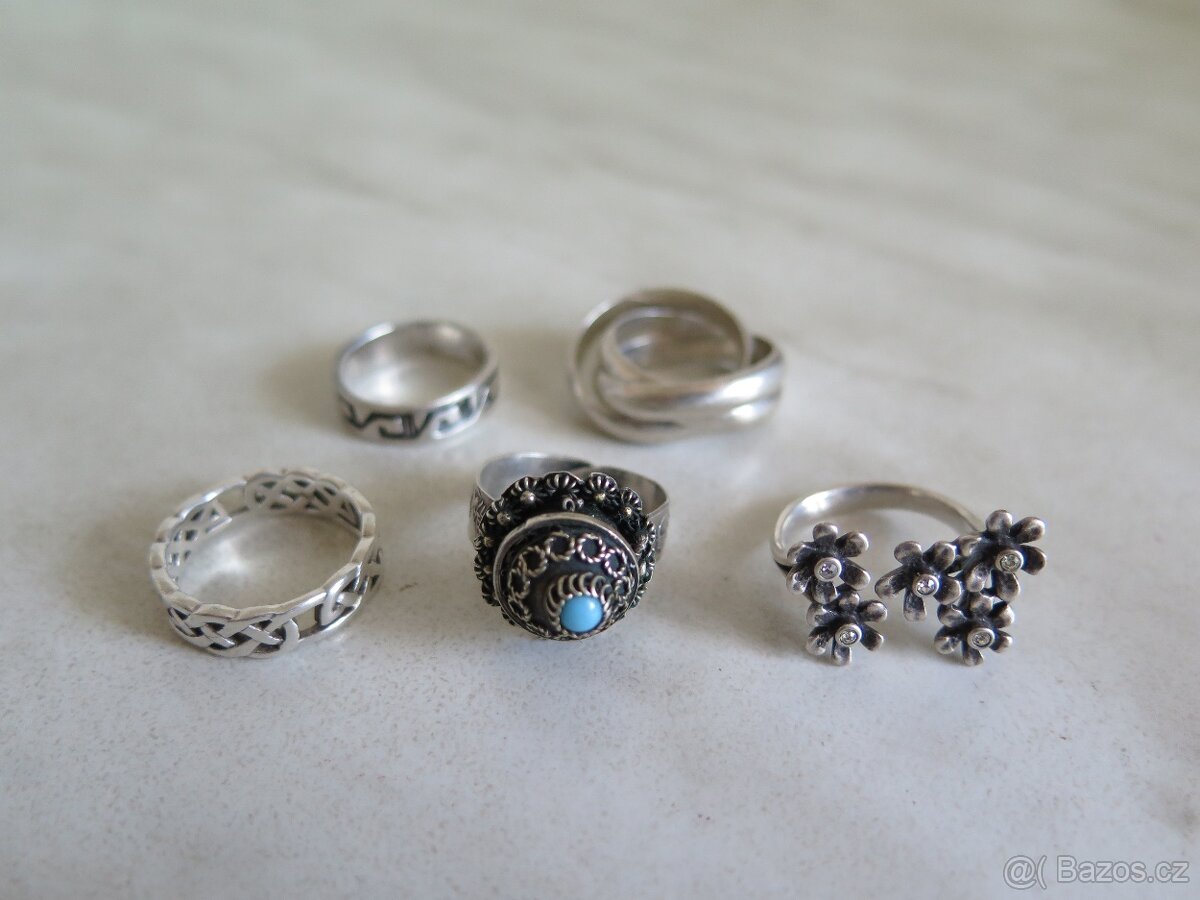 Stříbrné prsteny - 2